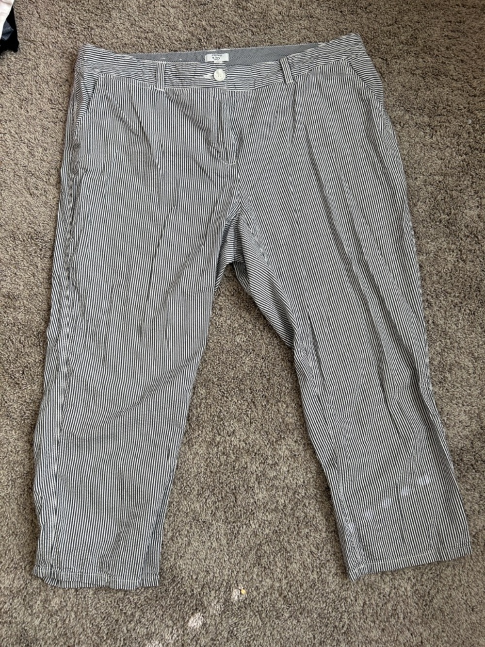 crown & ivy womens  seersucker Chinos